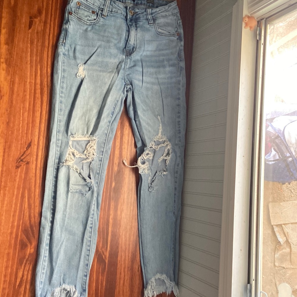 blue jeans size 9 in juniors.